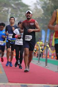 BIB: 41632, 452
                            <button type="button" onclick="openModal(8099582)" class="btn btn-primary btn-sm float-right btn-popup" data-toggle="modal" data-target=".modal-high-quality">
                        <i class="fas fa-shopping-cart"></i> Add to Cart
                    </button>
                                            <button type="button" onclick="isThisMe(8099582, true)" class="btn btn-success btn-sm float-right btn-popup btn-isme hidden" data-toggle="tooltip" data-placement="bottom" title="นี่คือรูปของคุณใช่ไหม คลิกที่นี่เพื่อเอาเข้าอัลบั้ม">
                        <i class="fas fa-plus"></i> Add to album
                    </button>
                    <button type="button" onclick="isThisMe(8099582, false)" class="btn btn-warning btn-sm float-right btn-popup btn-isnotme hidden">
                        <i class="fas fa-ban"></i> Remove from album
                    </button>